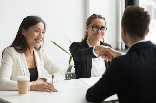 Nhiệm vụ chính của Mentor là gì?