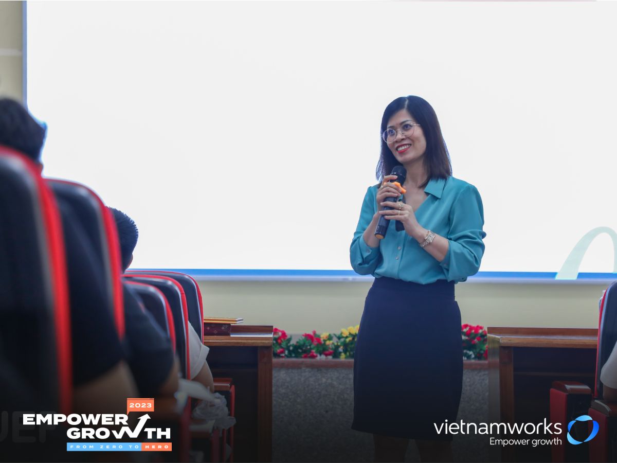 Chị Phạm Thị Hoài Linh - Giám đốc Nhân sự đến từ VietnamWorks