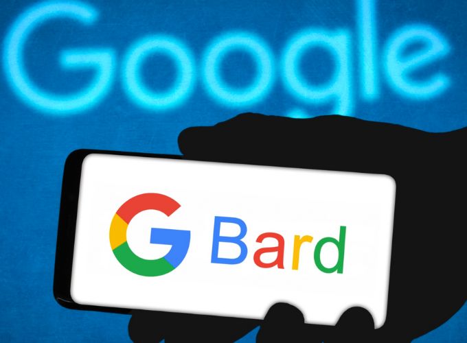 Google Bard là một chatbot trí tuệ nhân tạo
