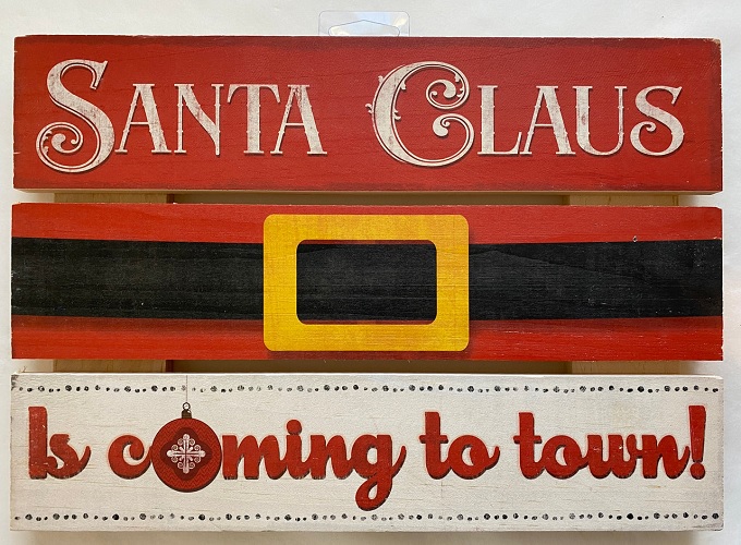 Santa Claus is coming to town